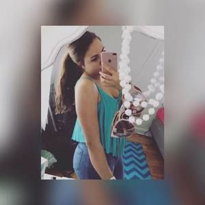 Meet your Posher, Jullykssa nadine